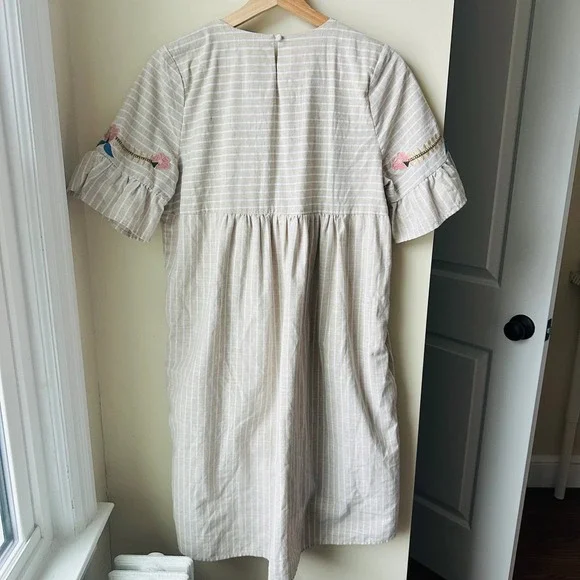 Tea N Rose Embroidered Floral Striped Babydoll Dress Tan White ID7099 Mens M - Picture 4 of 6